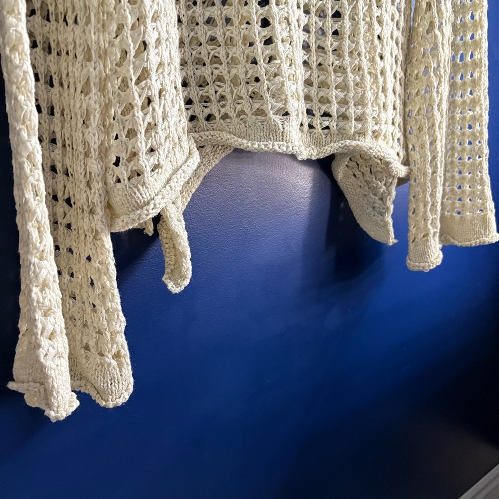 POL Cream V-Neck Sweater with Mesh Knit - Picture 4 of 5